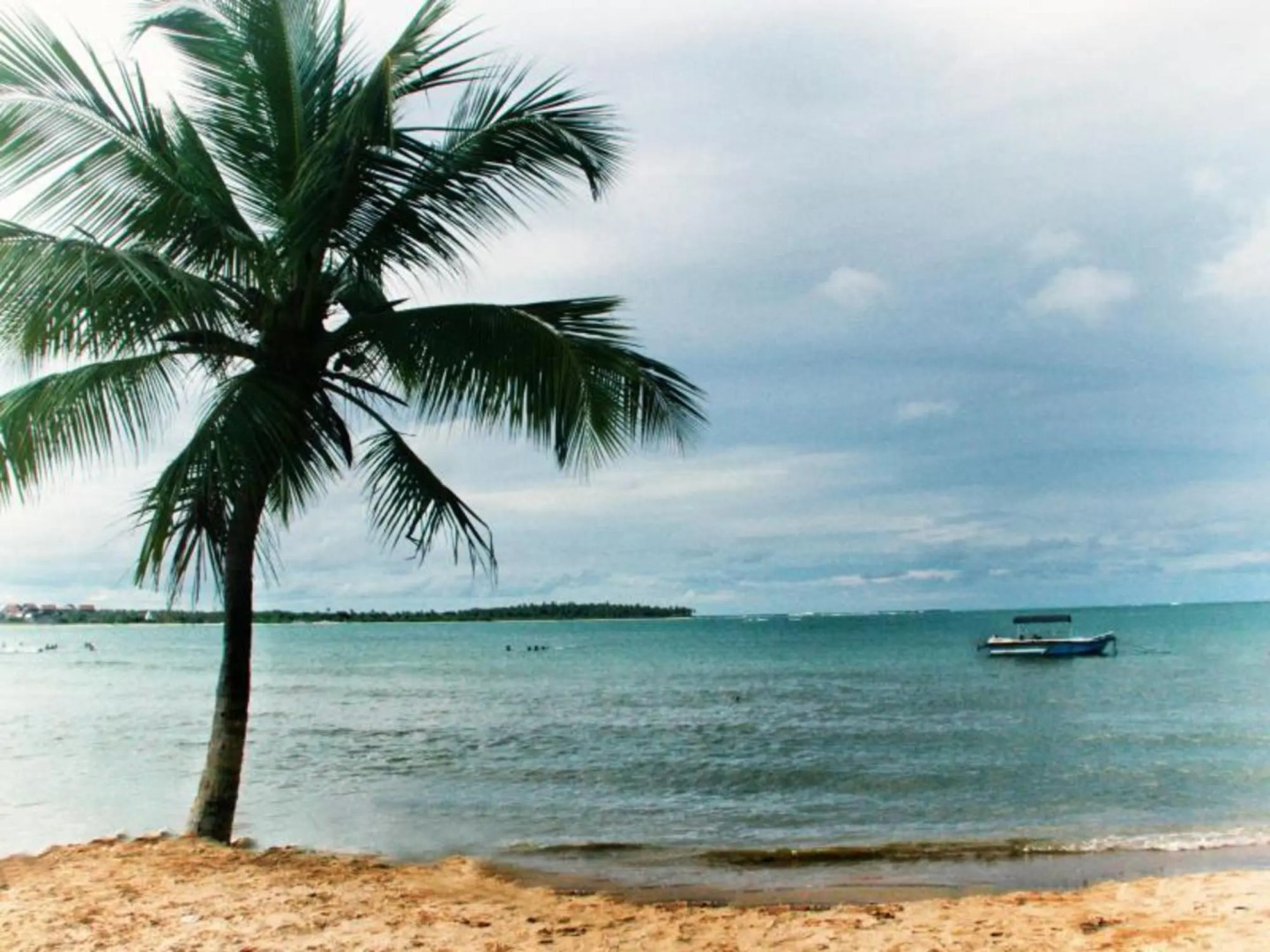 Earl's Red Passikudah