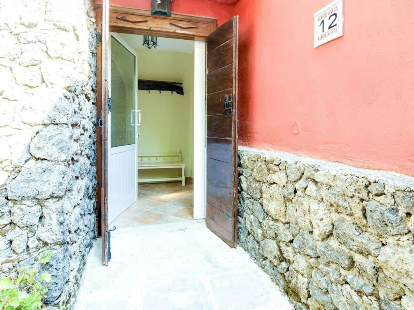 Spacious Apartment in Paleokastrites