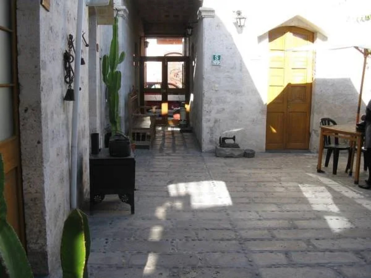 La Compañia - General Morán