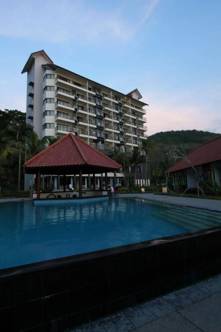 Laprima Hotel Flores