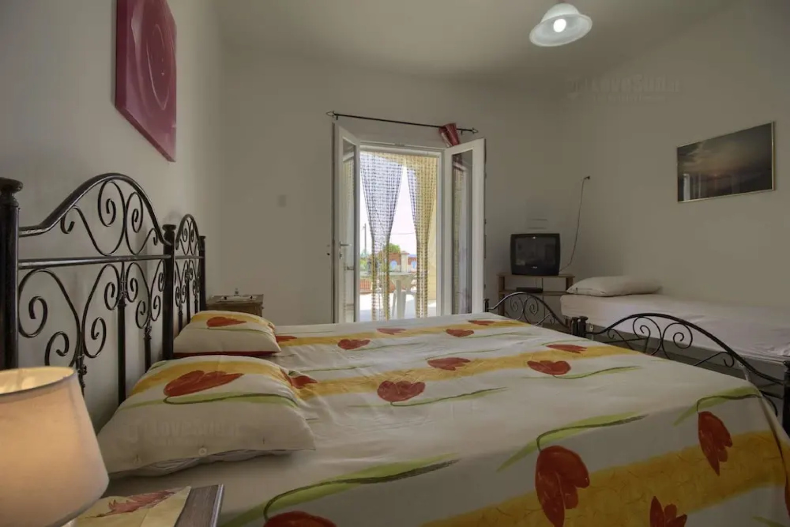 Polo - Relax Front Sea House