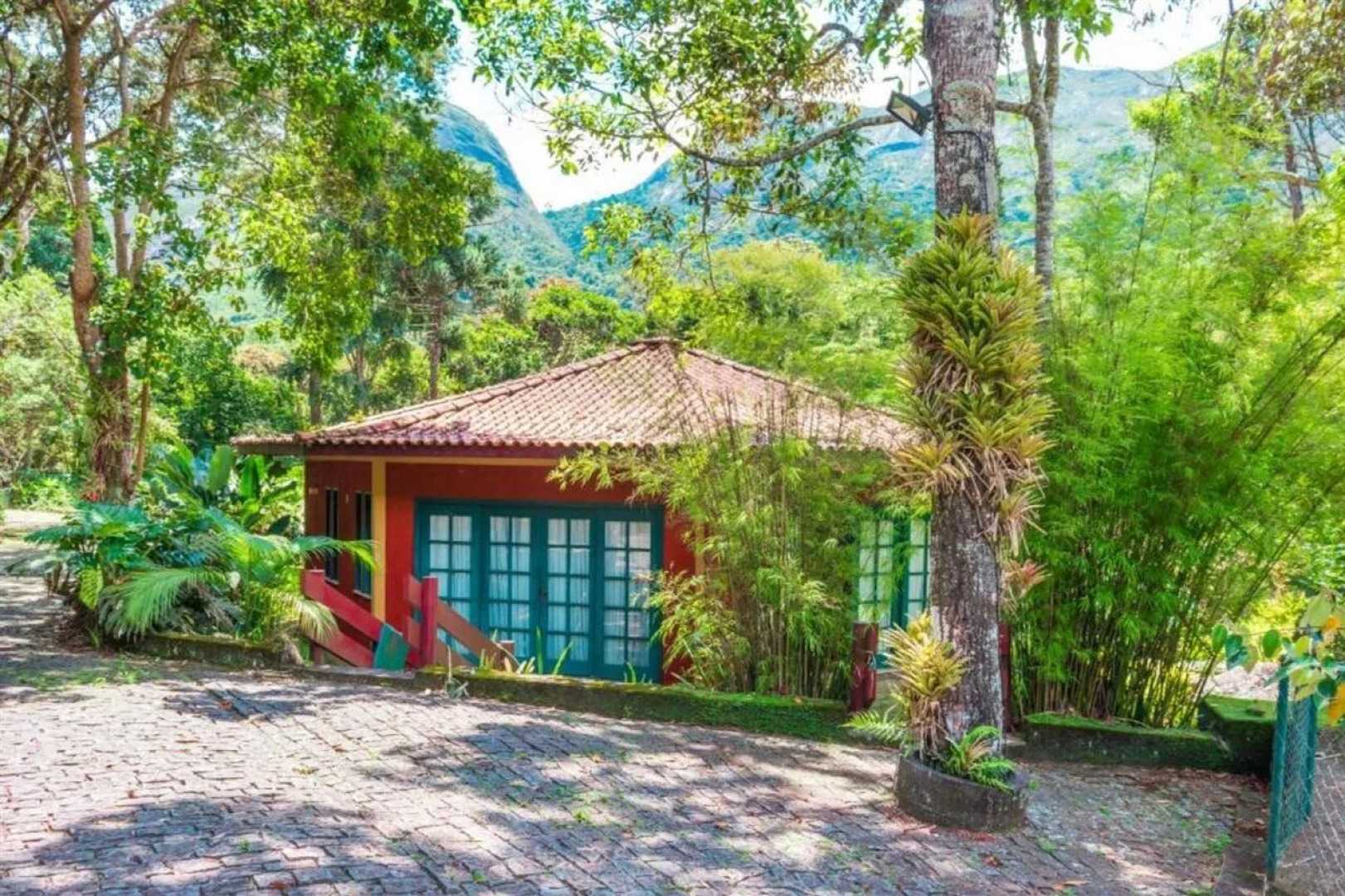 Bomtempo ll Chales da mata