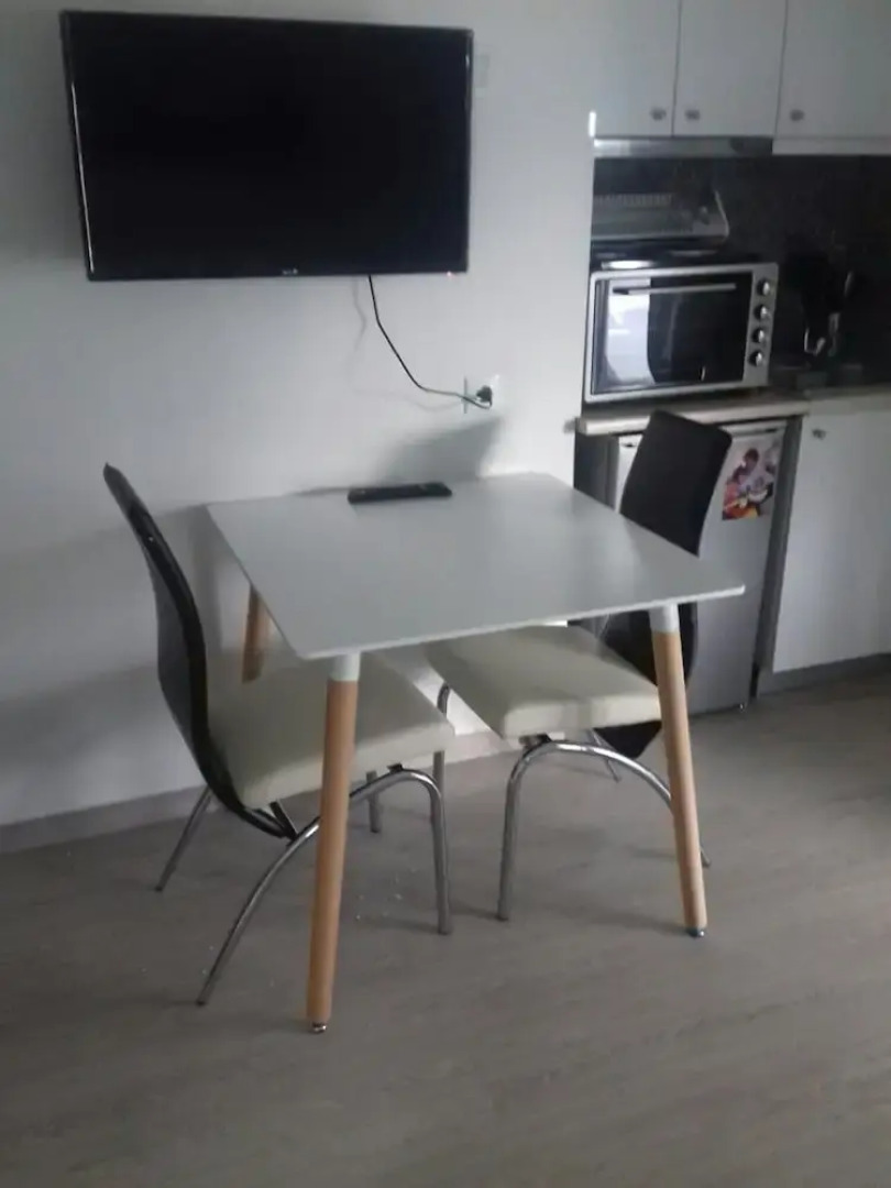 Agia Paraskevi, a cozy and minimal retire