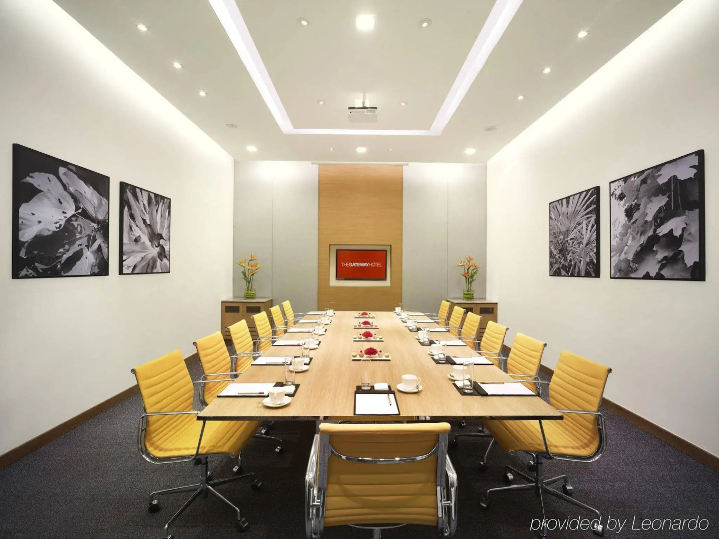 Vivanta Kolkata EM Bypass