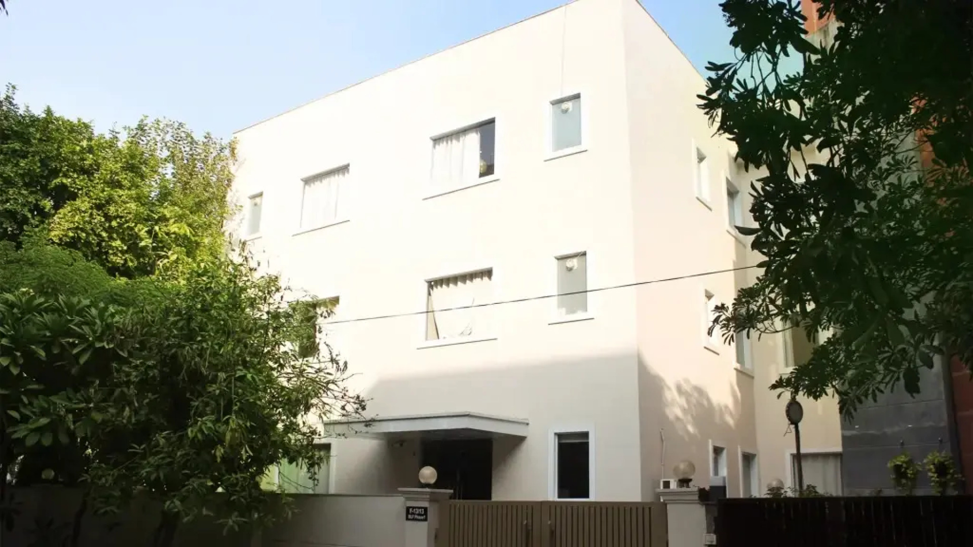 STEPiNN - Ess Kay Ess Villa