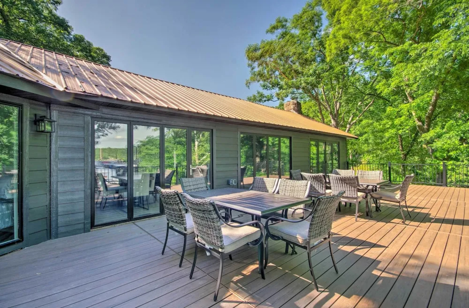 Waterfront Escape: Ozarks Home + Guest House!