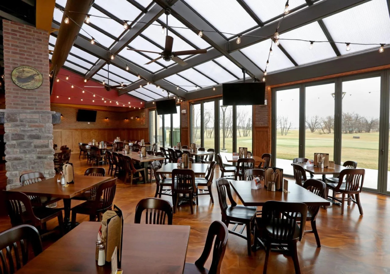 Holiday Inn & Suites Sioux Falls - Airport by IHG