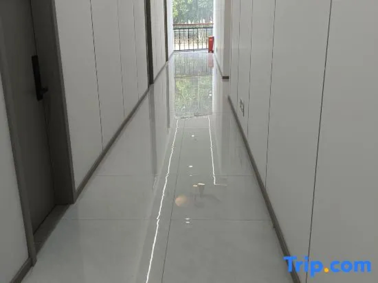 Zhongshan Business Hotel