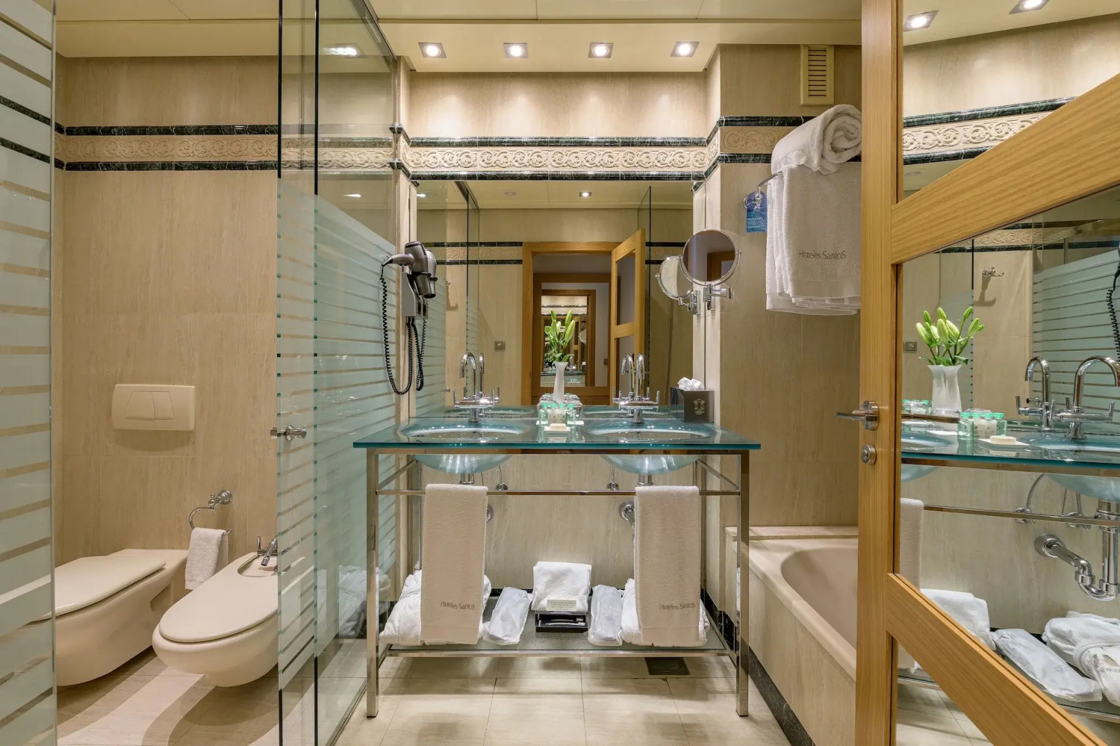 Курортный отель Las Arenas Balneario