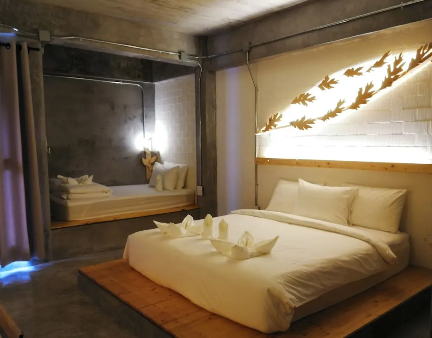 Hink Poshtel PhangNga