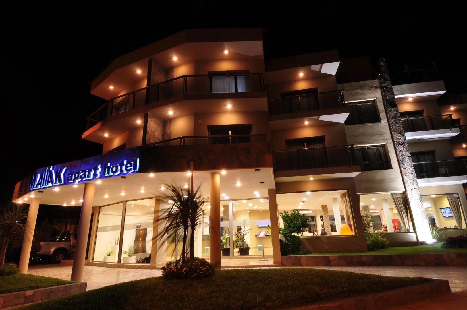Mallak Apart Hotel