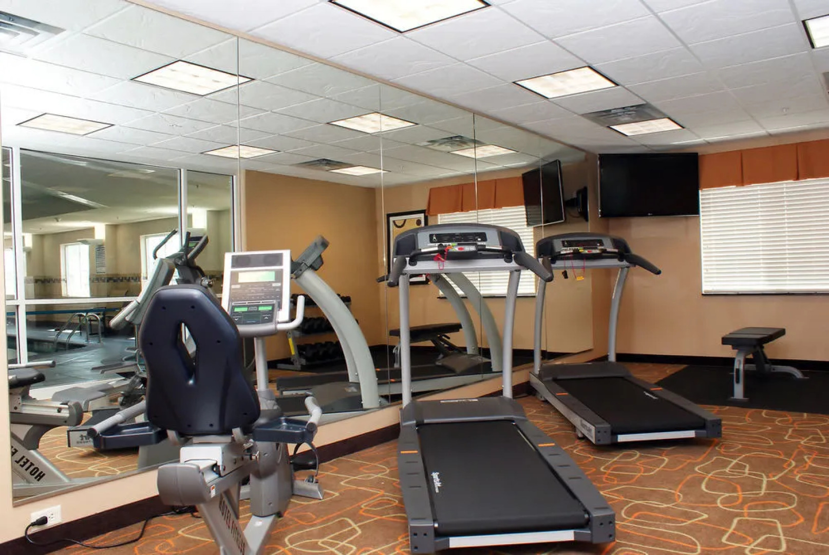 Holiday Inn Express & Suites Tulsa South Bixby