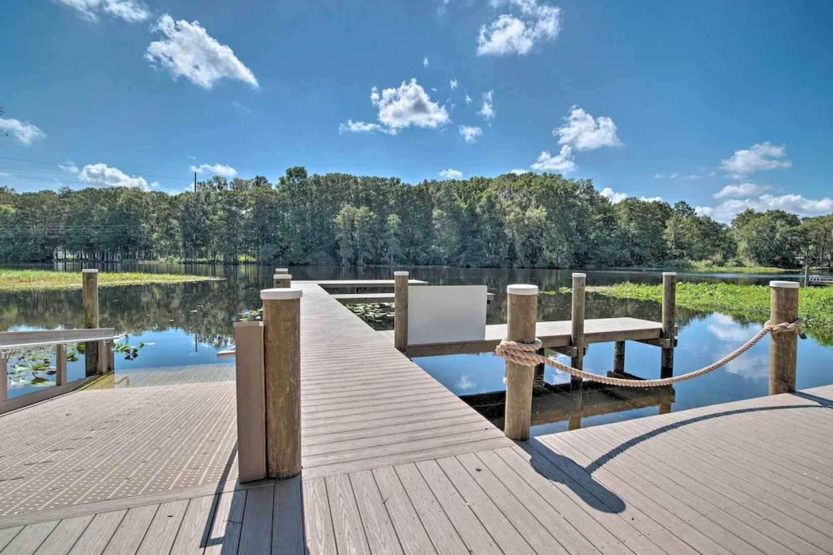 Riverfront Apt w/ Kayak Launch in Dunnellon