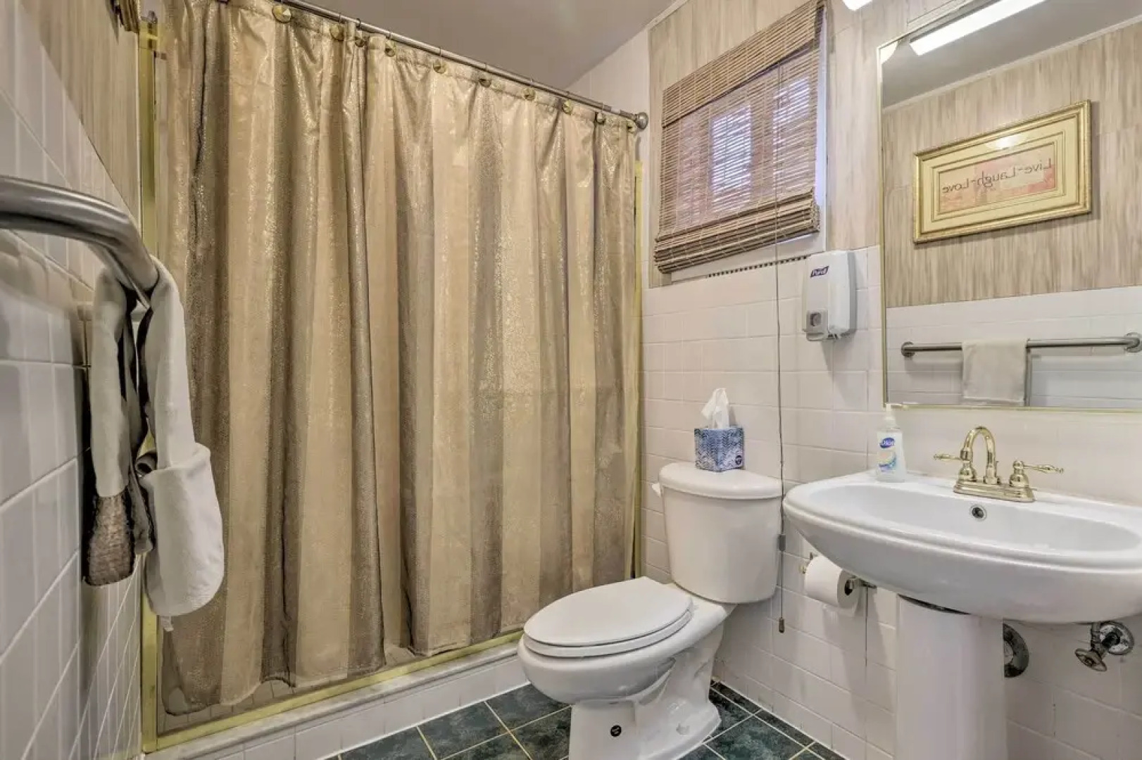 Pocono Mtn Retreat w/ Hot Tub < 11 Mi to Camelback