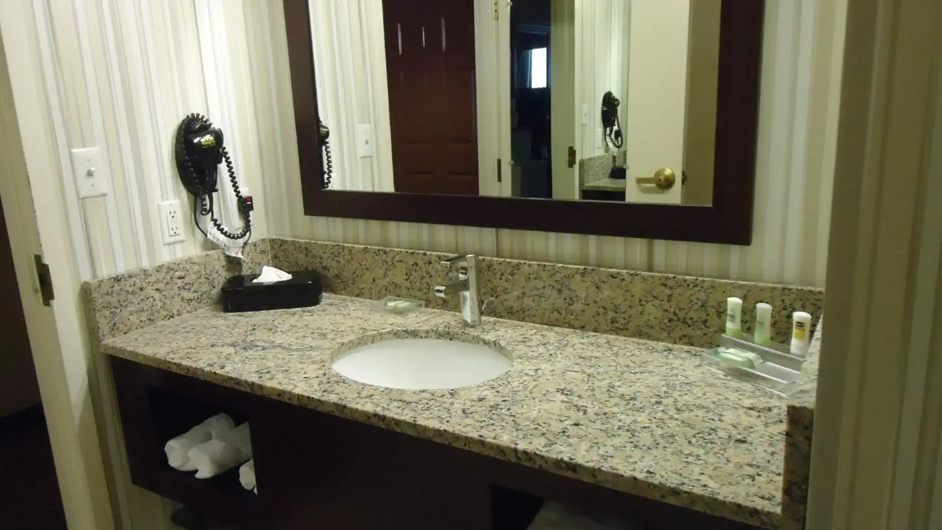 Country Inn & Suites by Radisson, Williamsburg Historic Area, VA