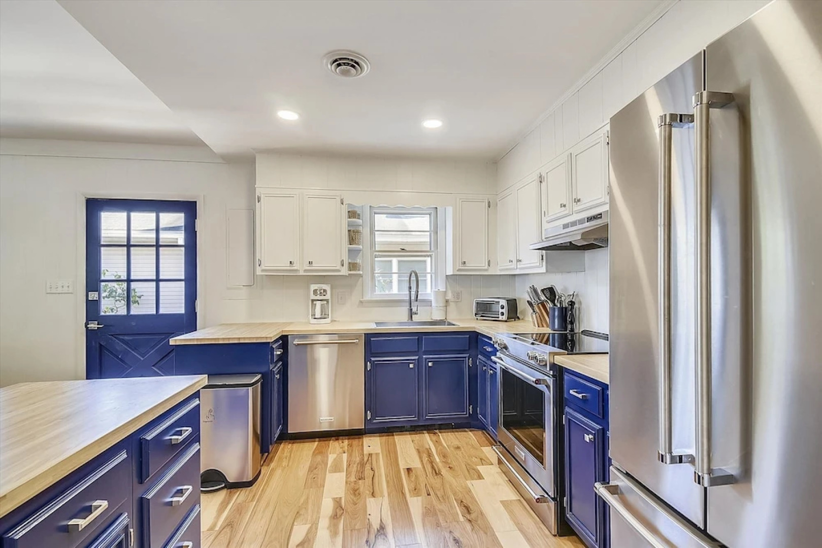 336 Hickman Street by Long & Foster