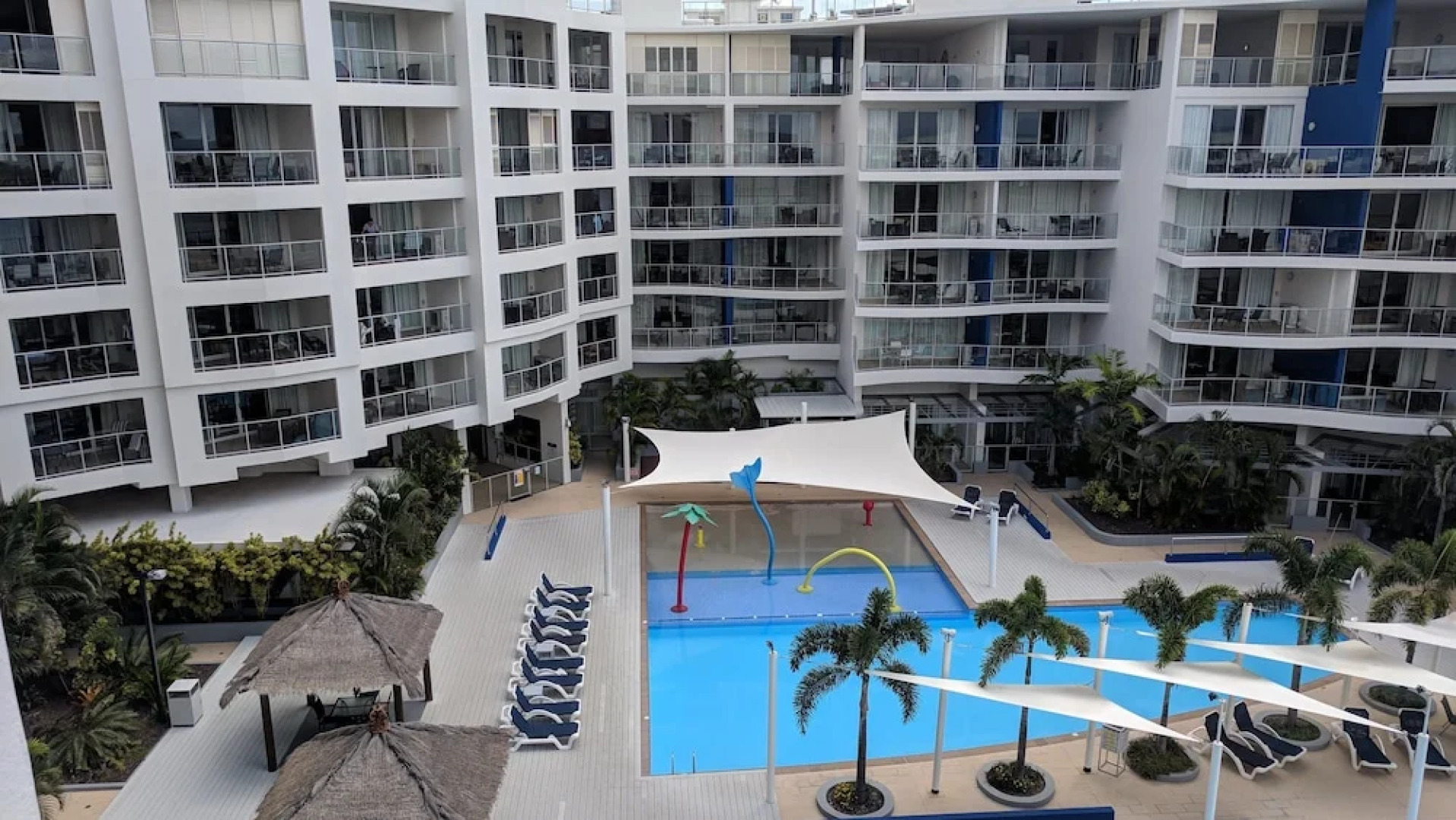 Pier Resort Apartments