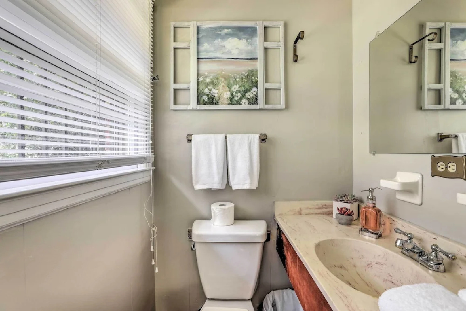 Decatur Home w/ Yard ~ 9 Mi to Downtown Atlanta!