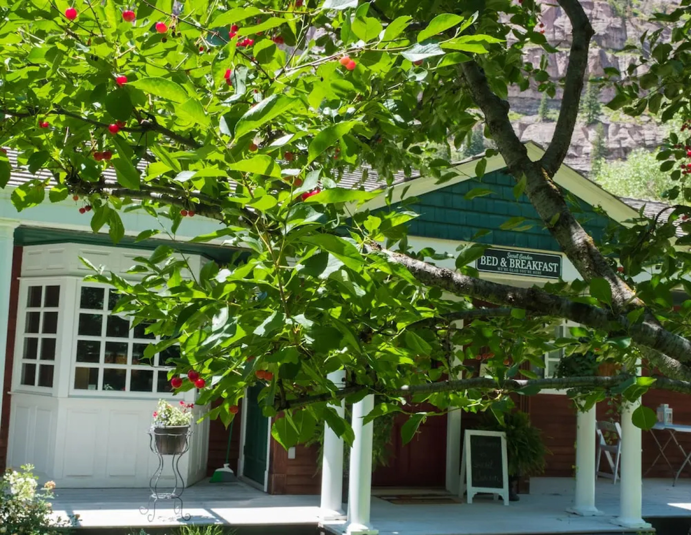 Secret Garden Bed & Breakfast