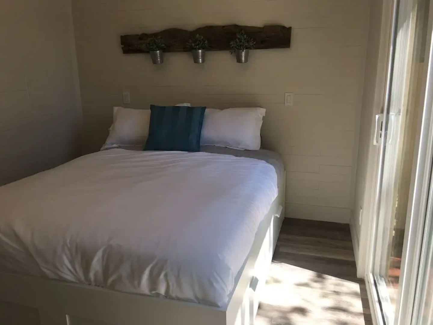 Watermark Waterfront Cottages