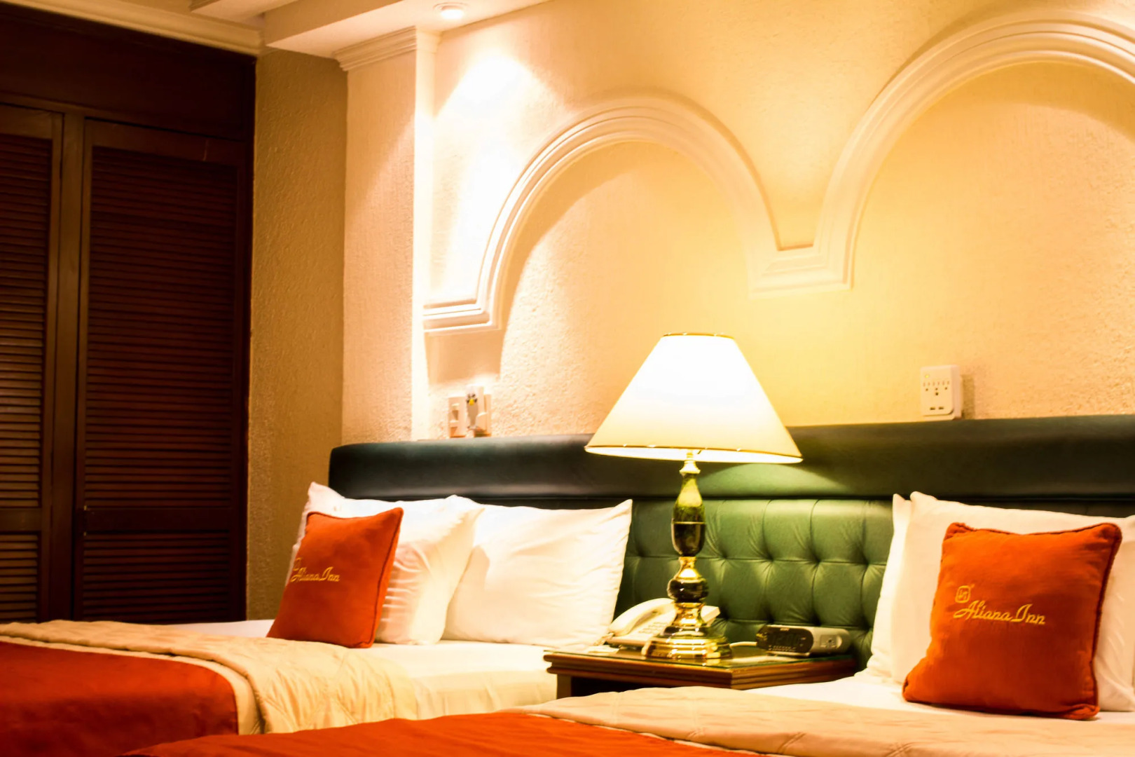 Hotel & Suites Aliana