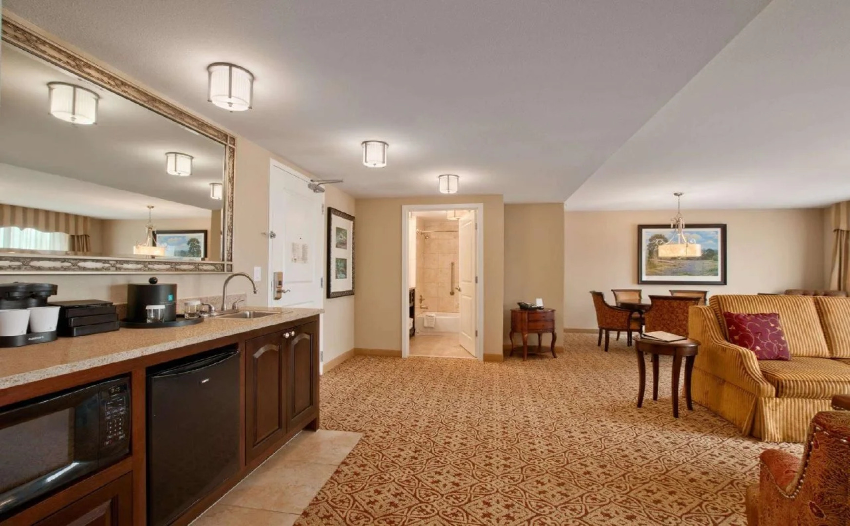 Embassy Suites San Antonio Riverwalk-Downtown