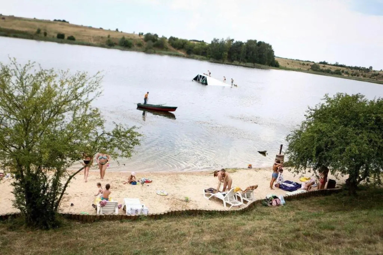 Between two lakes - 1 House