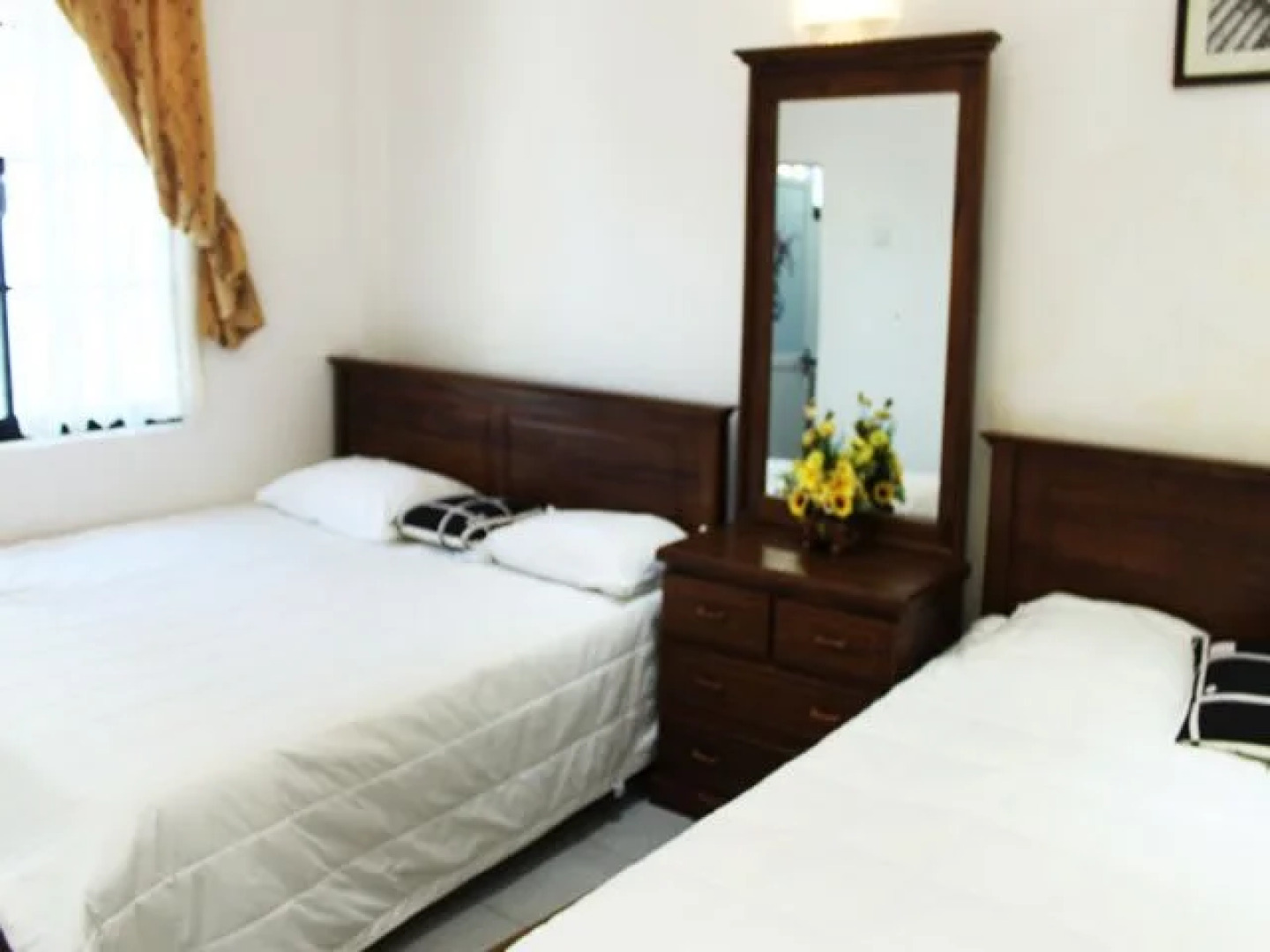 Riseans White Palace