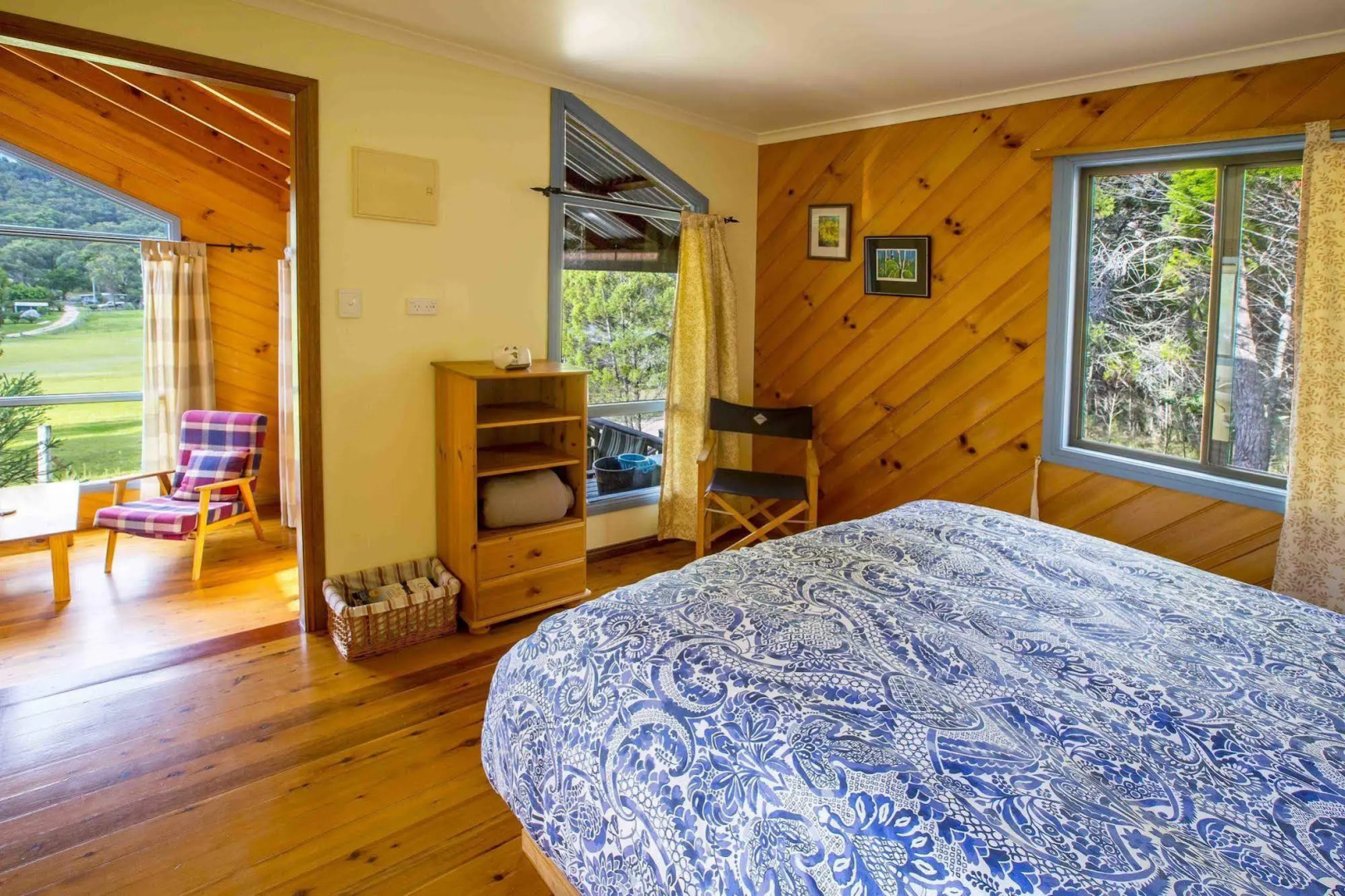 Wisteria Cottage and Cabins