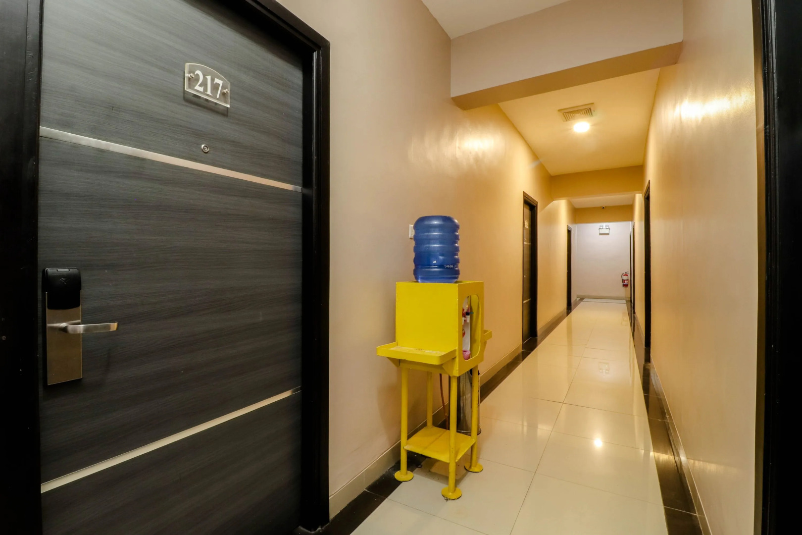 Blitz Hotel Batam Near Sultan Mahmud Ri'ayat Shah Mosque