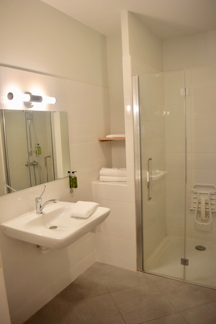 Hôtel et Appartements Les Platanes