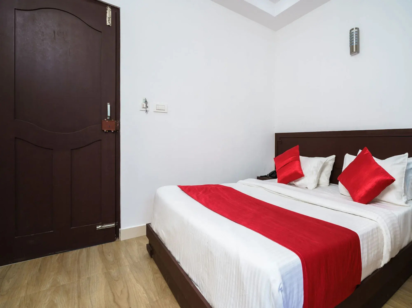 OYO 10126 Hotel Regency Casett