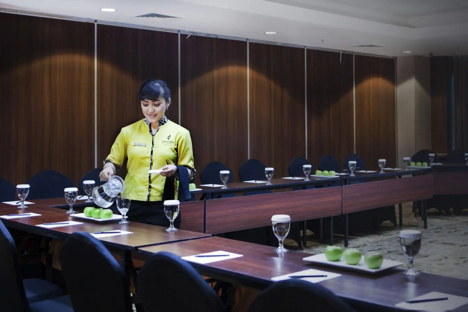 Grand Edge Hotel Semarang