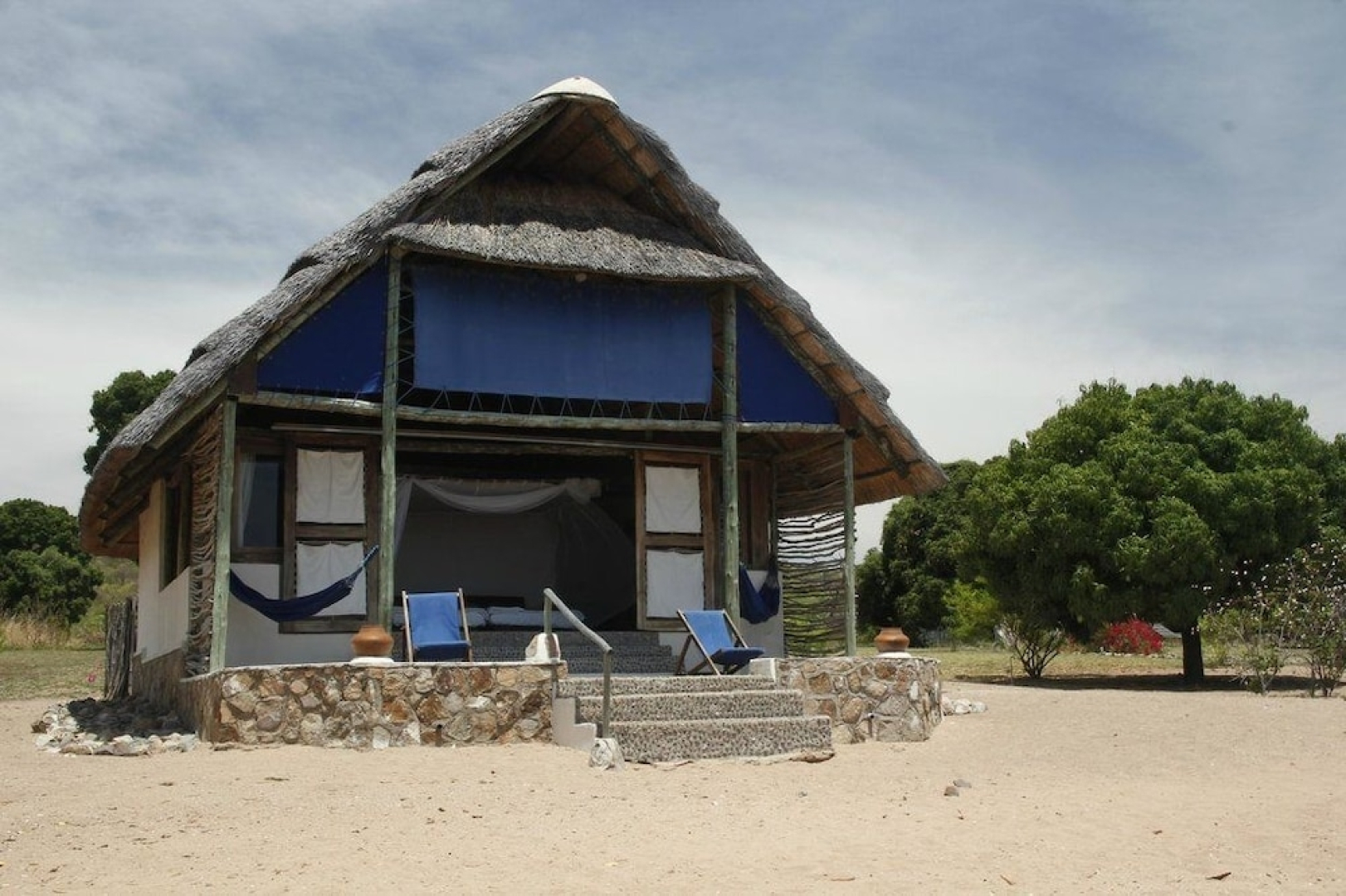 Lake Shore Lodge & Campsite