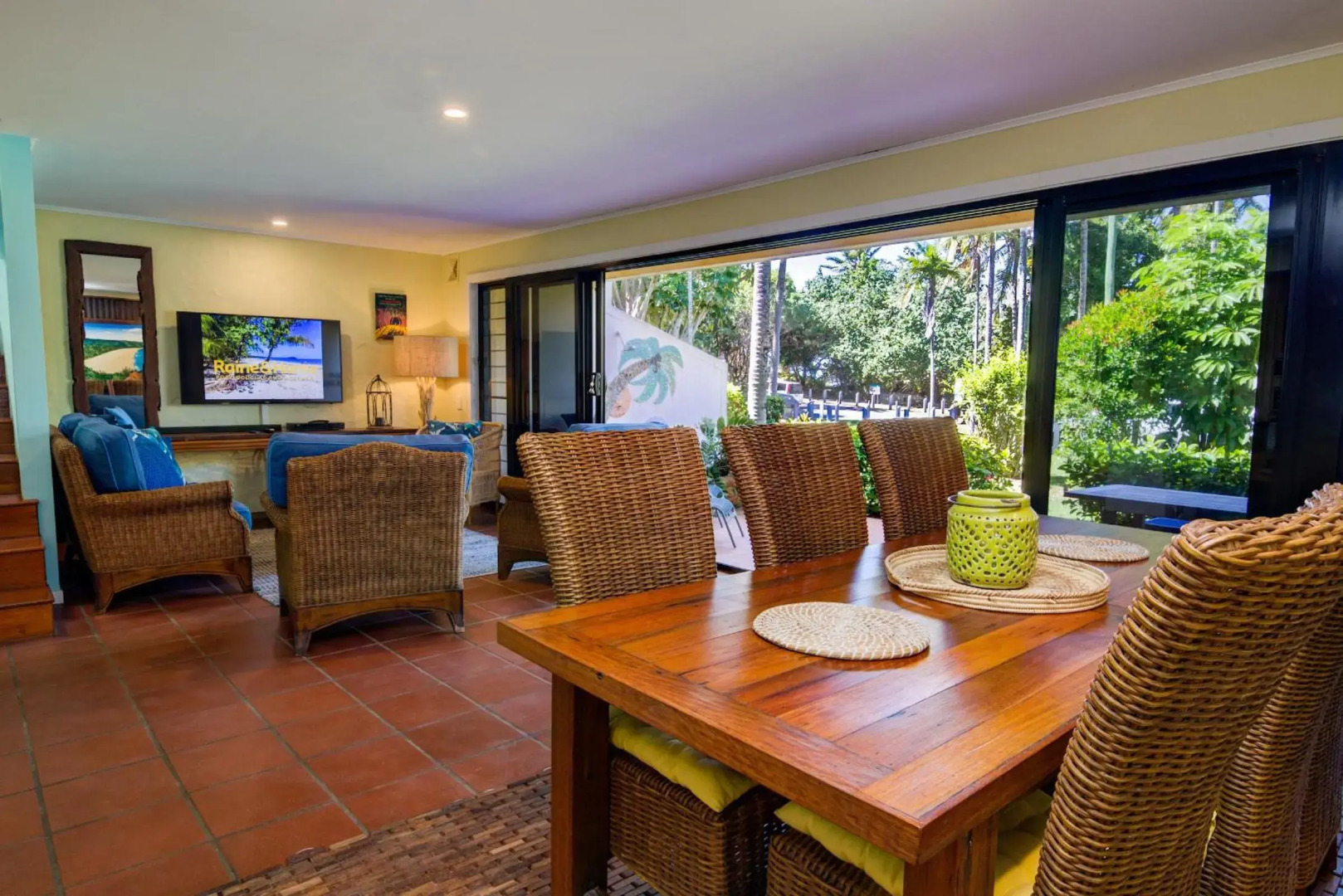 Number 2 On The Beach | Beautiful Beachfront Villa