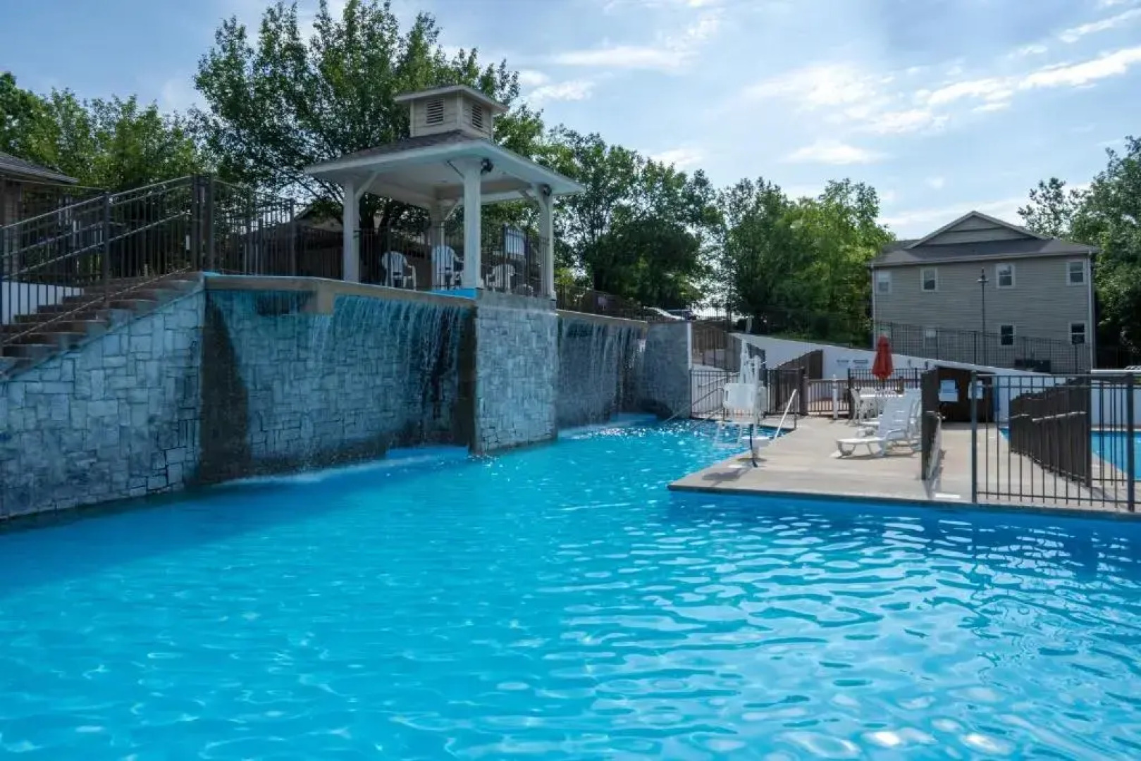 Stonebridge Village - Reeds Spring