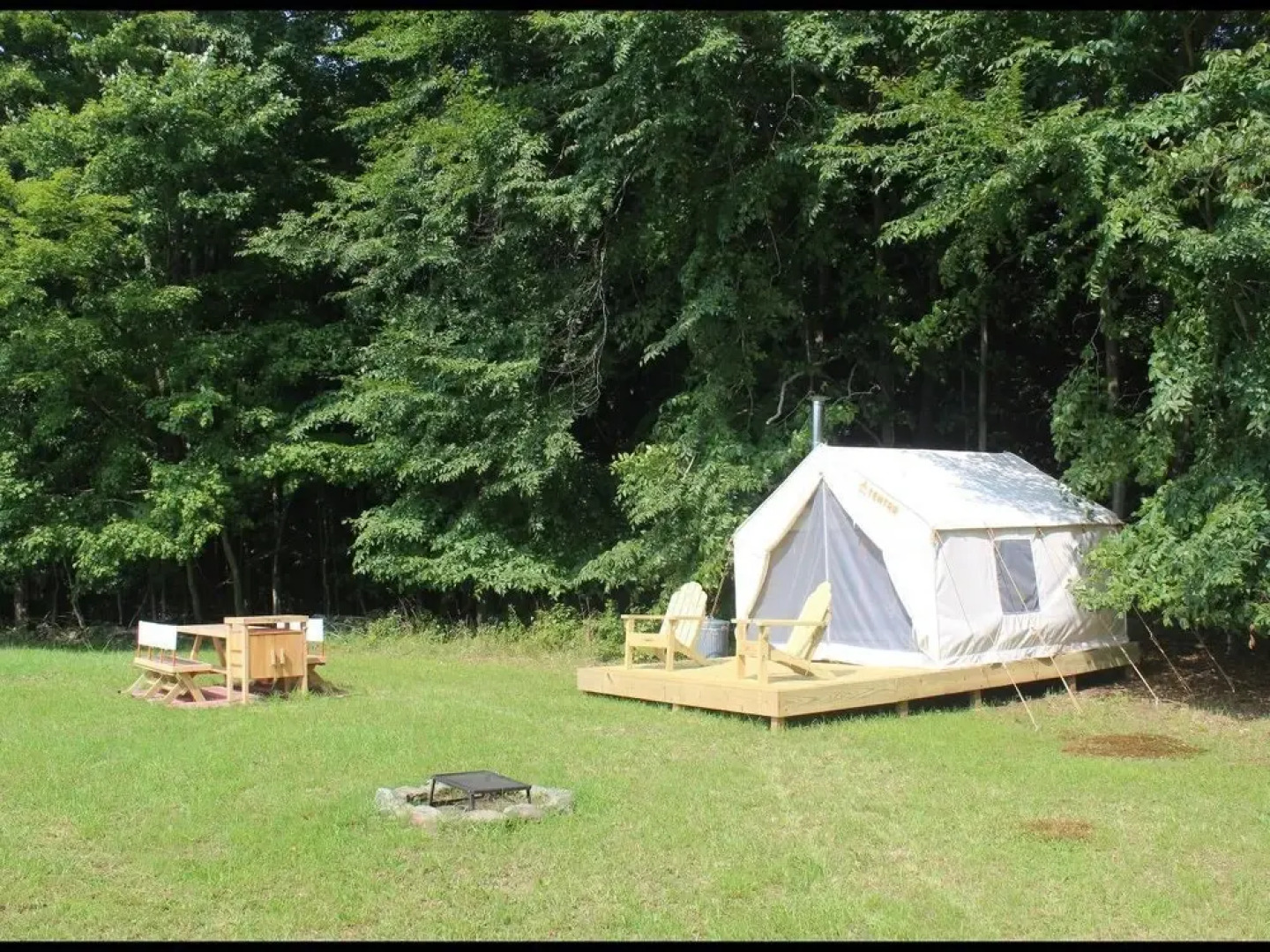 Tentrr - Sun And Moon Farm