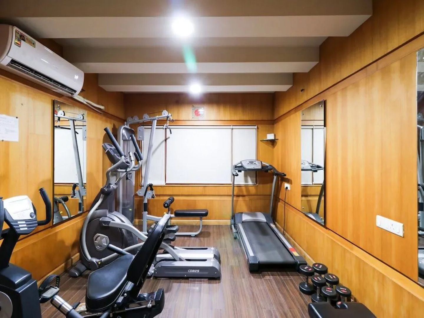 Capital O 38707 Vijetha Inn