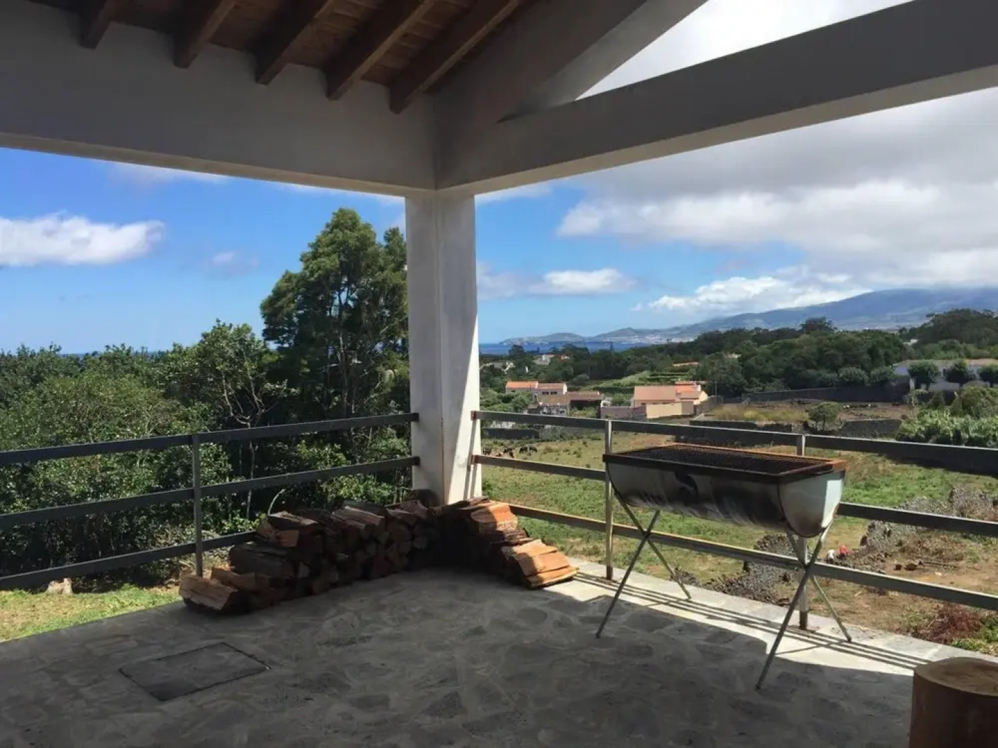 Property With 4 Bedrooms in Fenais da Luz, With Shared Pool and Wifi