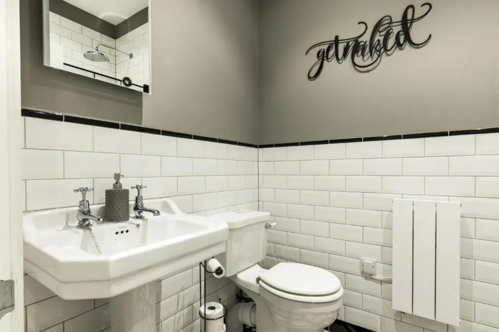 Pieces of Eight - 2 Bedroom Apartment - Tenby - (Windsor House)