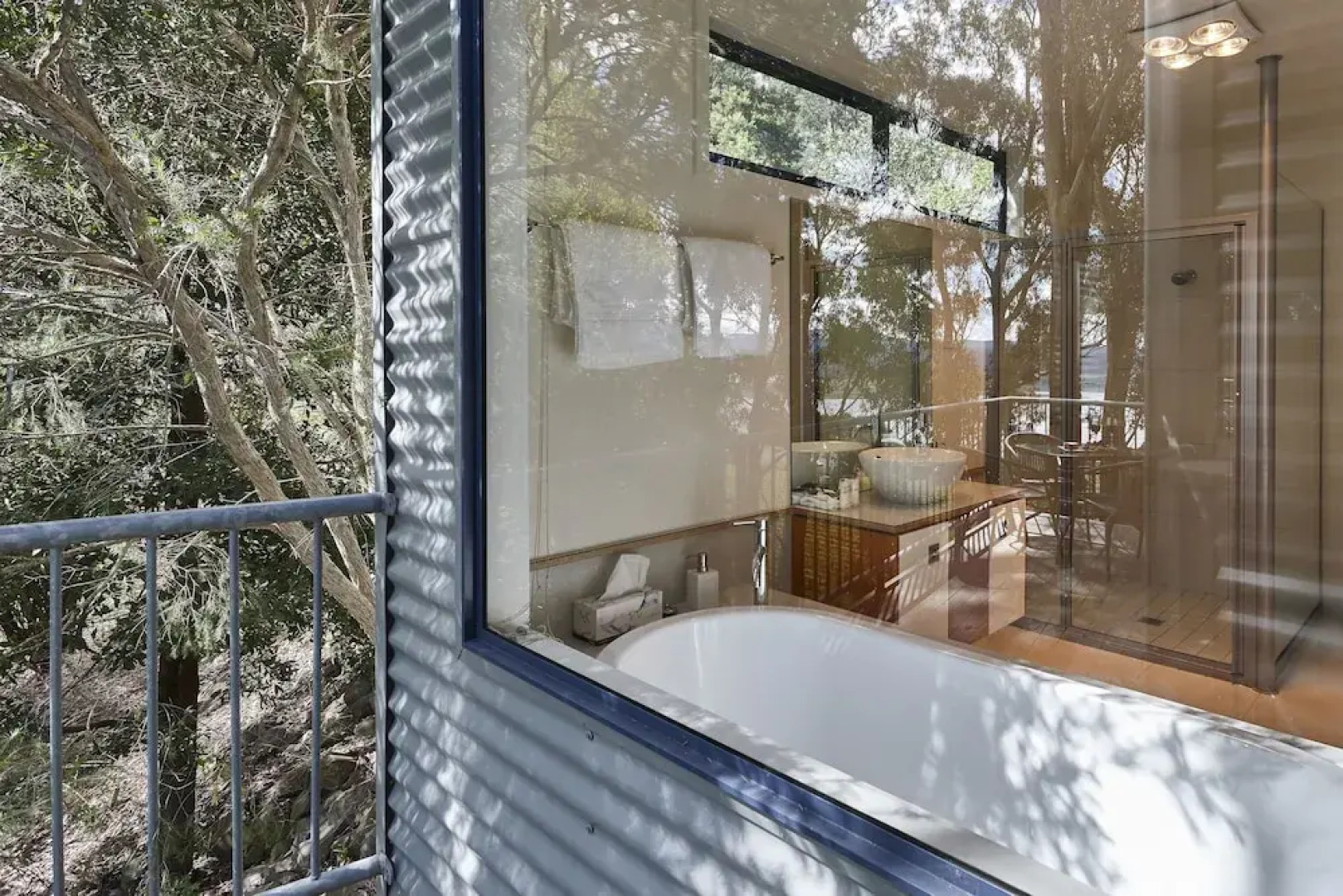 Rosevears Vineyard Retreat