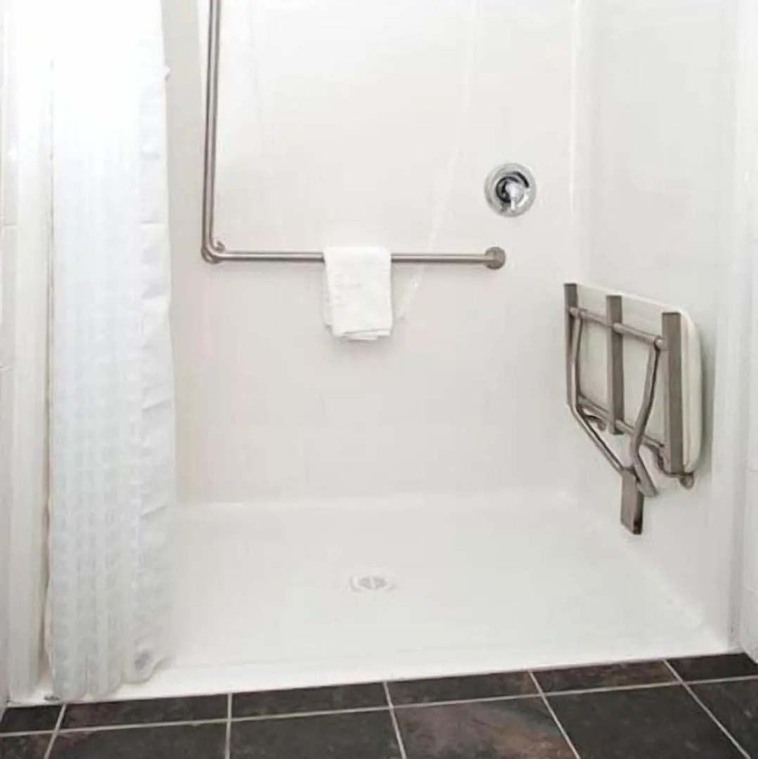 Paradise Inn & Suites Valleyview