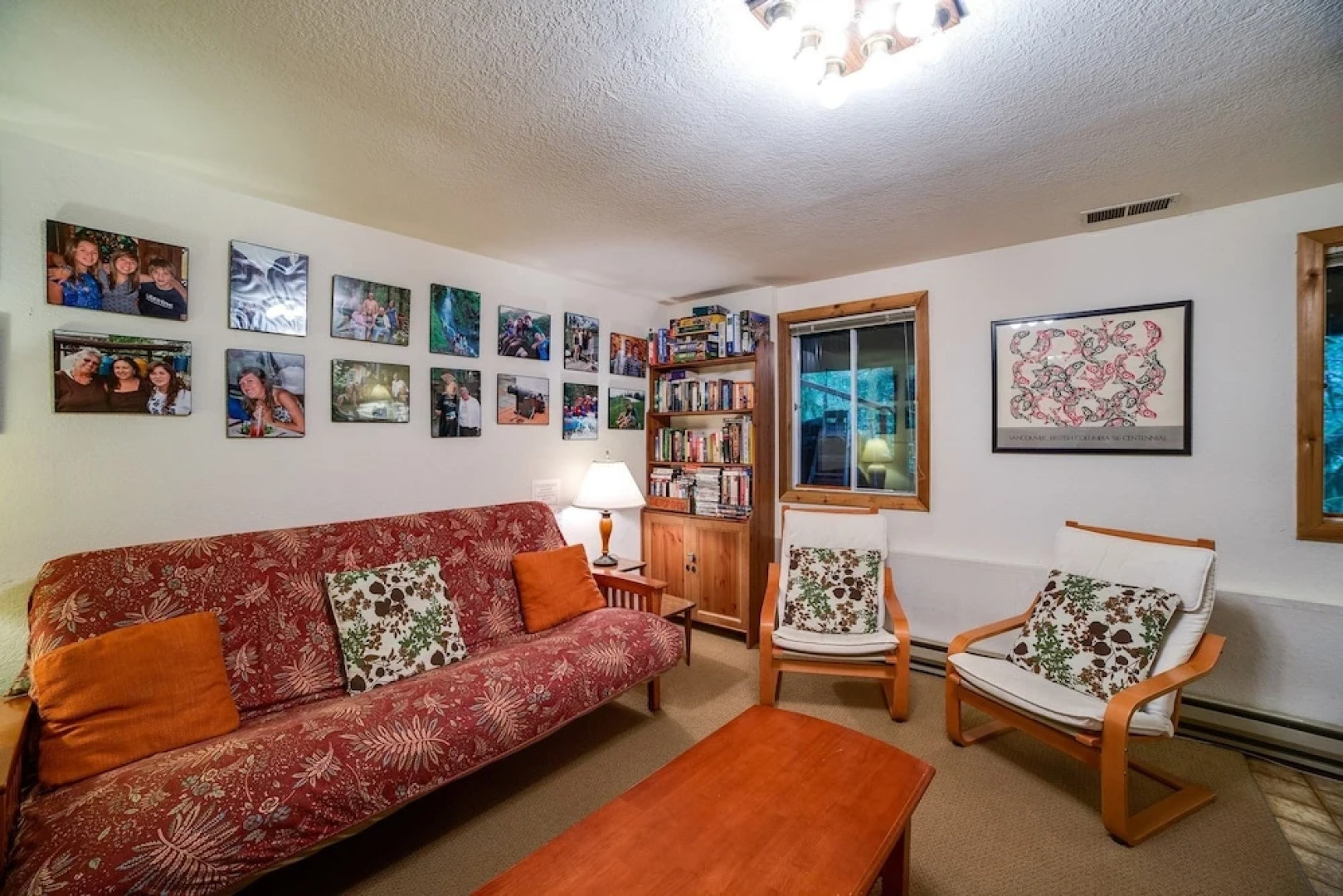 Mt. Baker Lodging Cabin 6 – Hot Tub, WiFi, Sleeps 8! by MBL