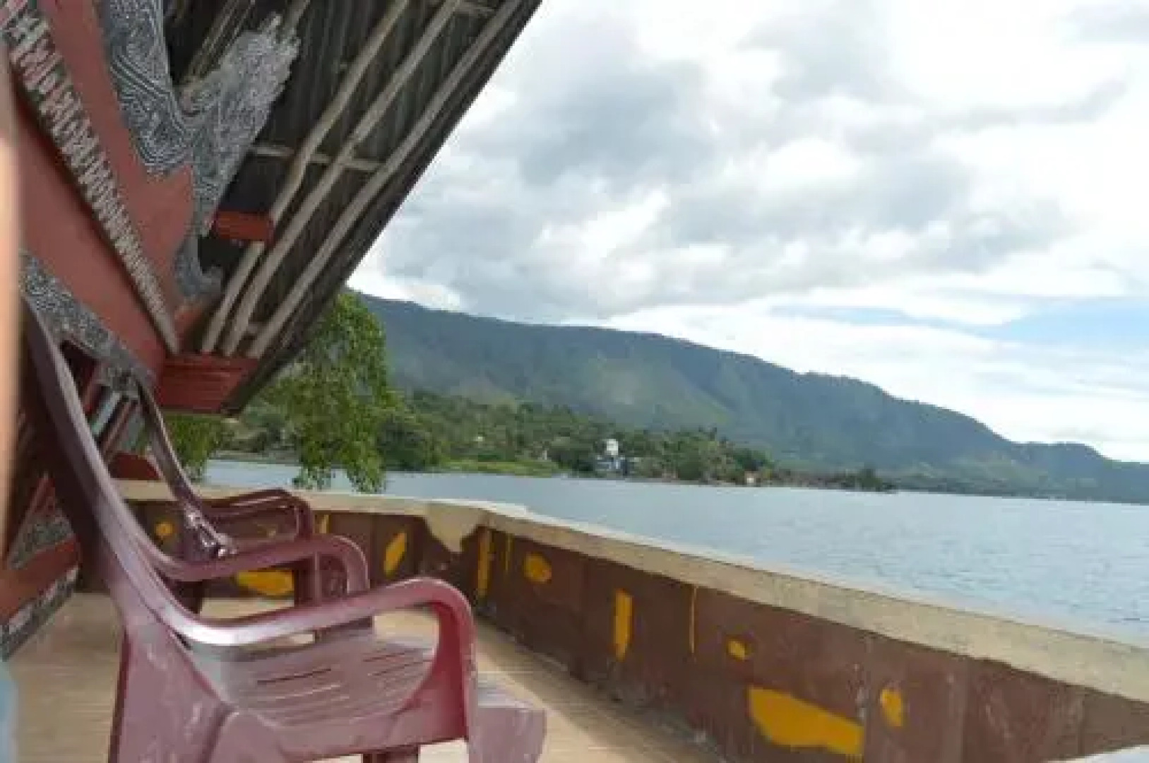 Reggae Guest House Tuktuk