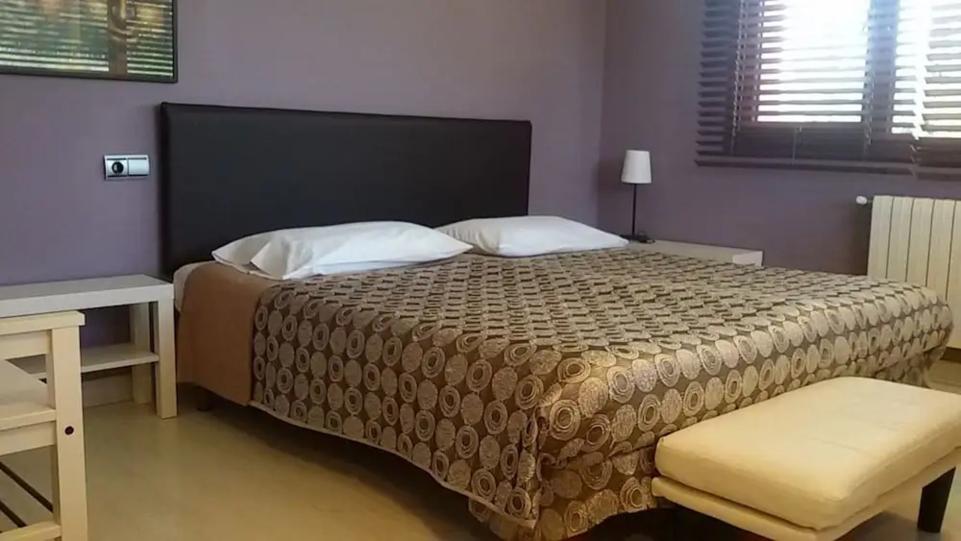 Lovely Cat's Room Urrunaga