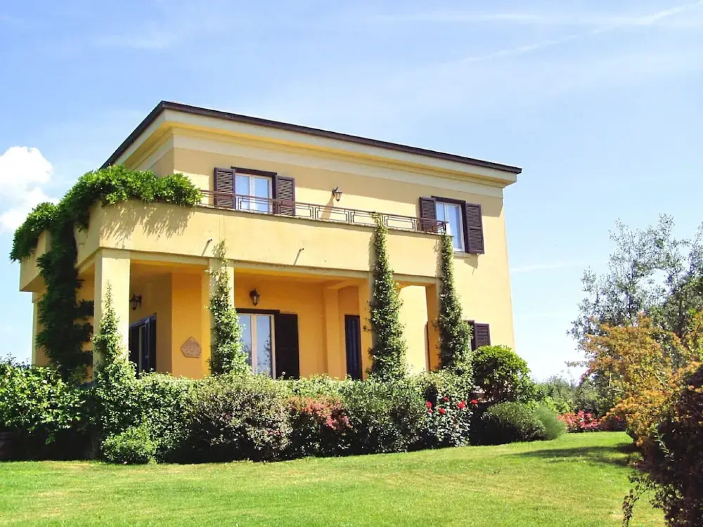 Villa Montecasciano - 8 Sleeps Private Garden