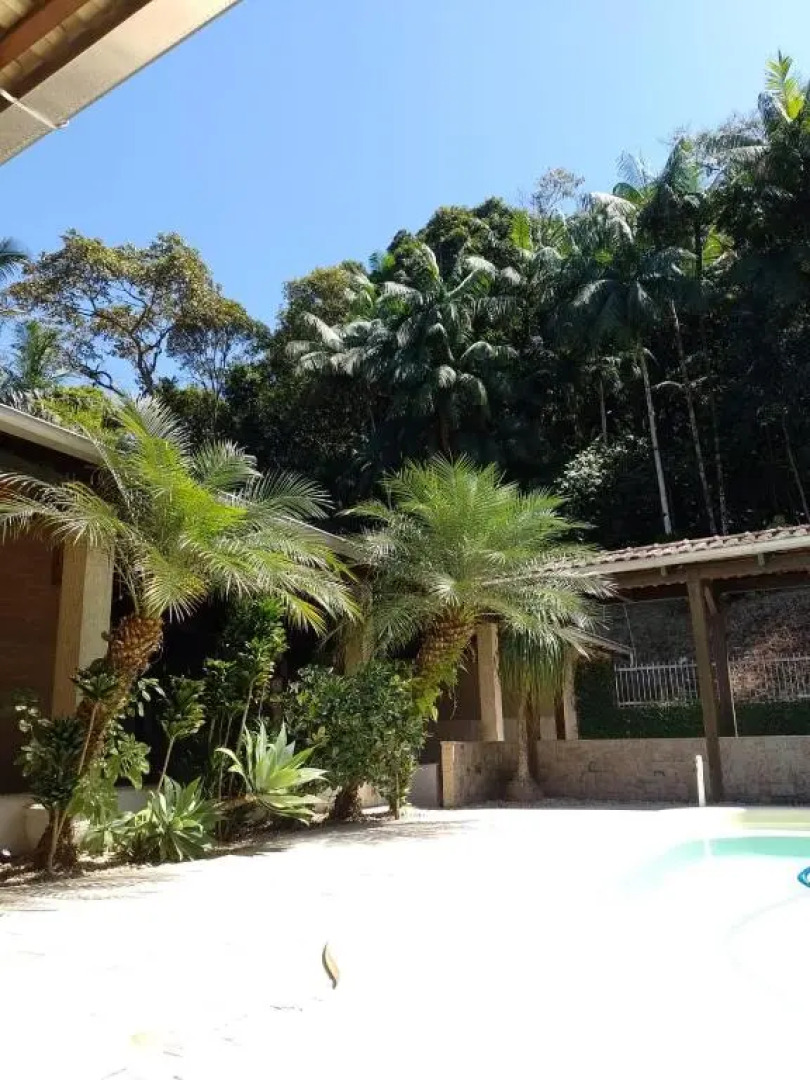 Le Loup Residência para Hospedagem Suítes 1