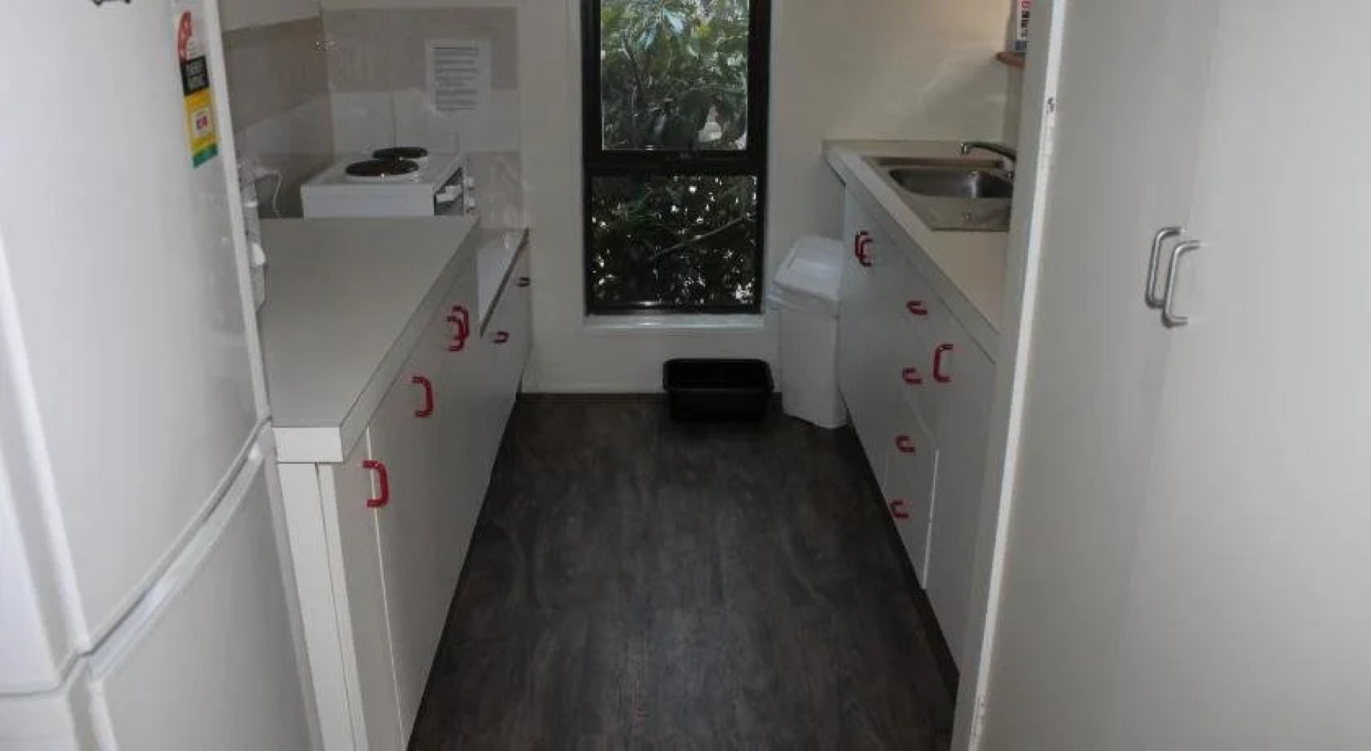 Executive Hideaway Motel