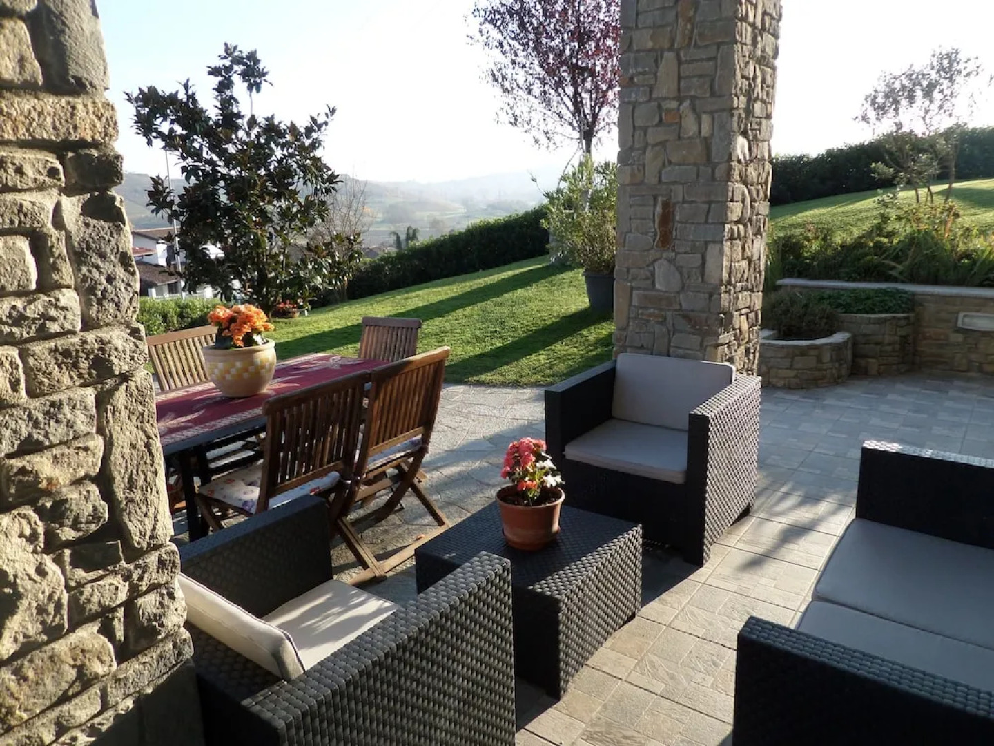 La Casa Blu Apartment in Villa With Exclusive use of the new Pool Garden, Unesco