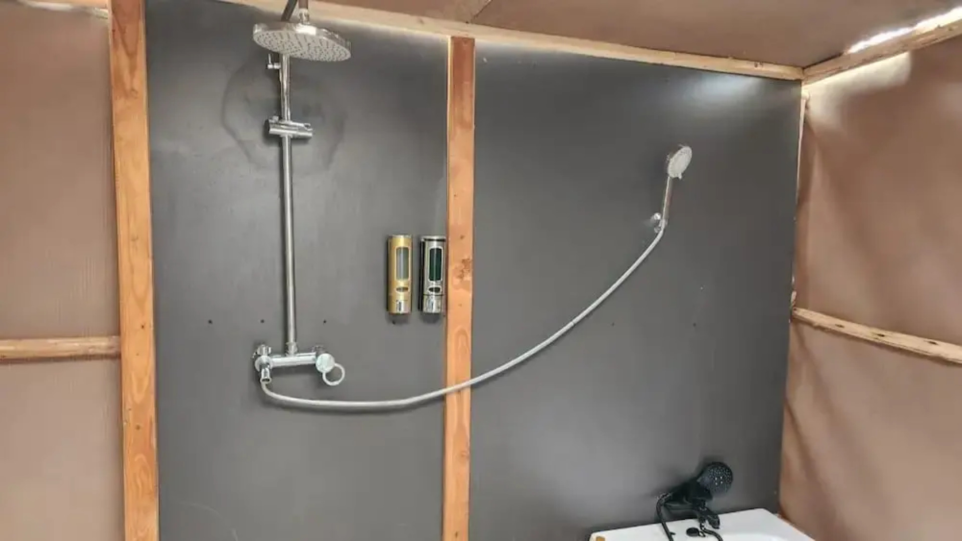 Amanya 2 Rooms Girraffe Family Tent